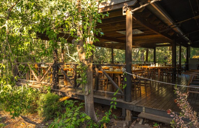 Photo_4_El_Questro_Steakhouse_Restaurant_Exterior_lg