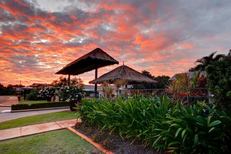 Mantra-Frangipani-sunset.t24453